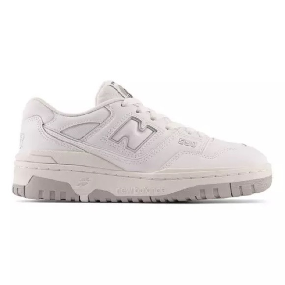 New Balance Shoes - New Balance Cream 550 Sneakers
